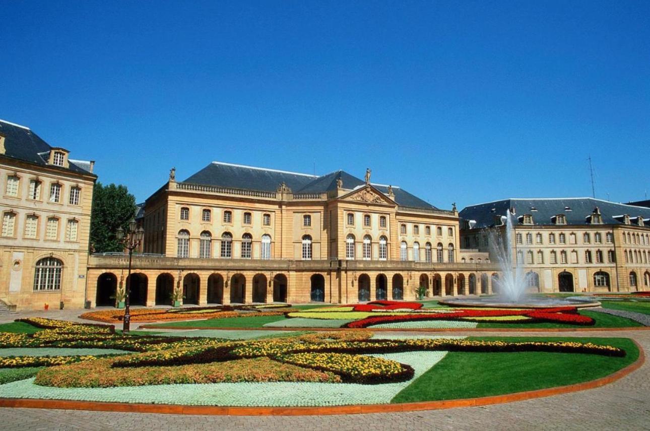 Serenity Bed Palace 2 Metz Gare Kültér fotó